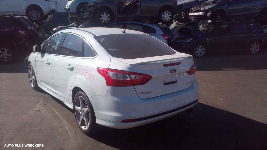 2012 Ford Focus Left Front Door Window