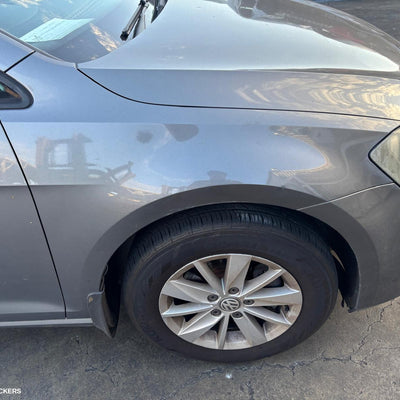 2014 Volkswagen Golf Right Headlamp