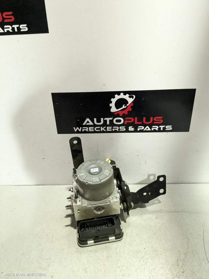 2018 Mitsubishi Asx Abs Pump Modulator