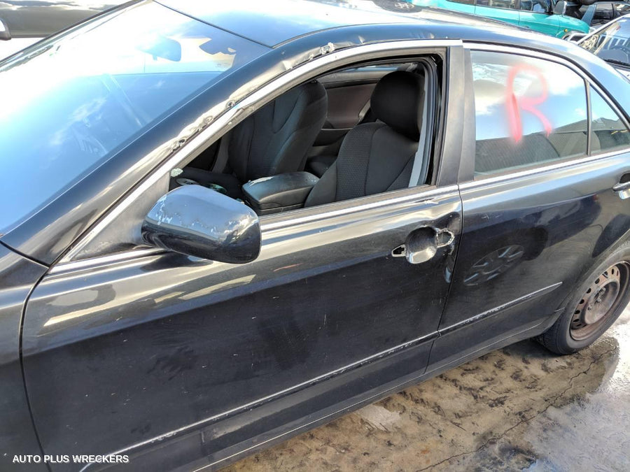 2009 Toyota Camry Rear Garnish