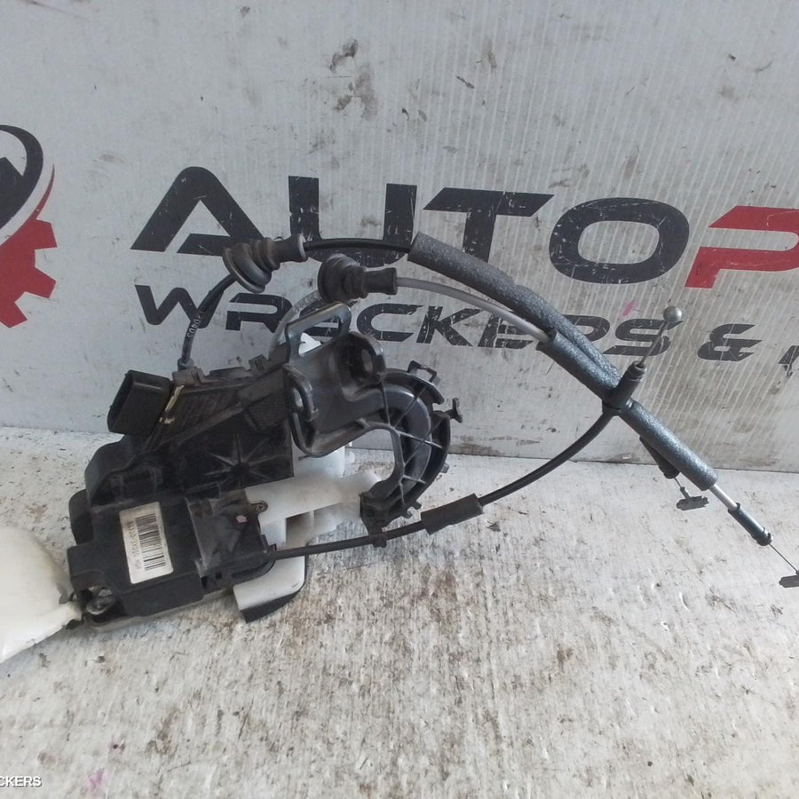 2011-2015 Hyundai Elantra Door Boot Gate Lock