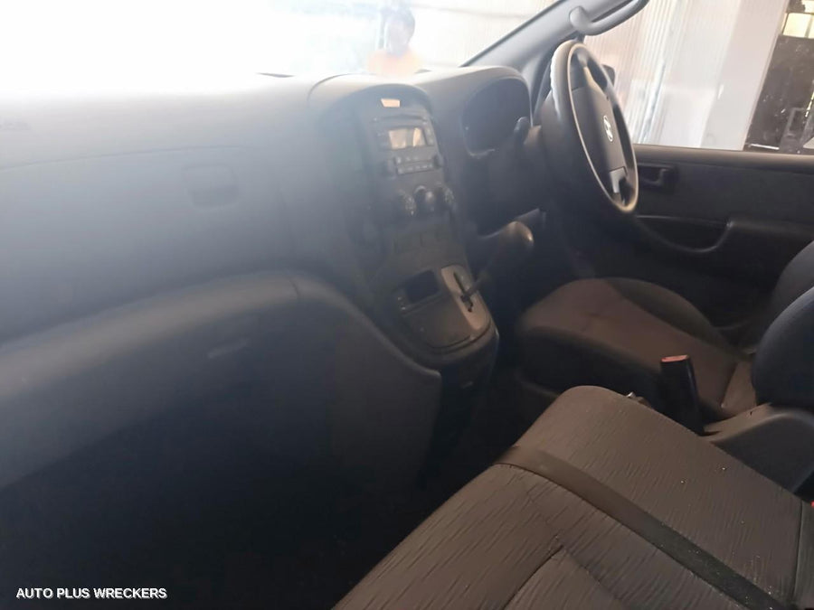 2009 Hyundai Iload/imax Sunvisor