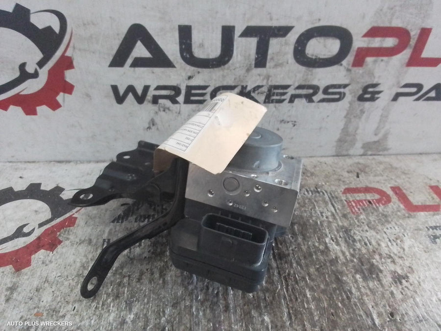 2011-2019 Toyota Yaris Abs Pump Modulator