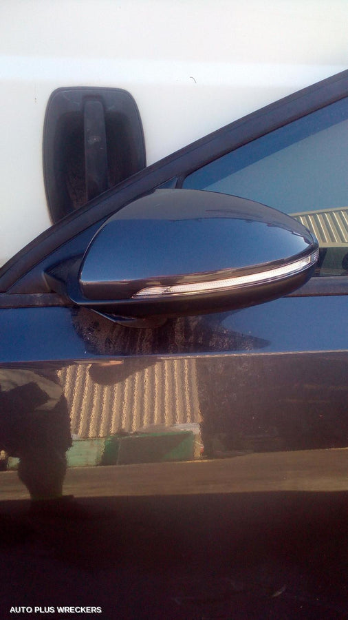 2018-2024 Kia Cerato Left Door Mirror