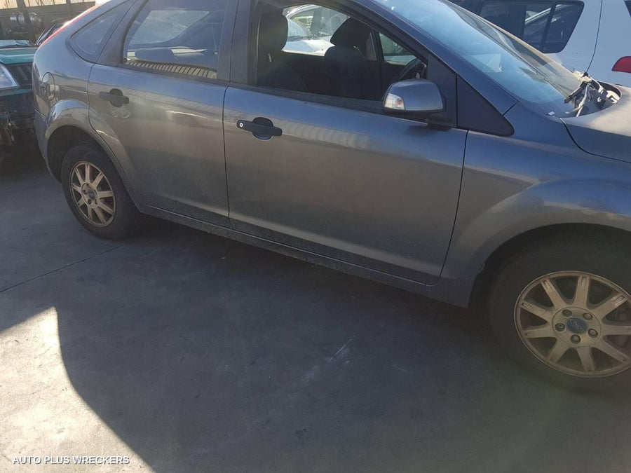 2007 Ford Focus F Bar Reinforc Brack