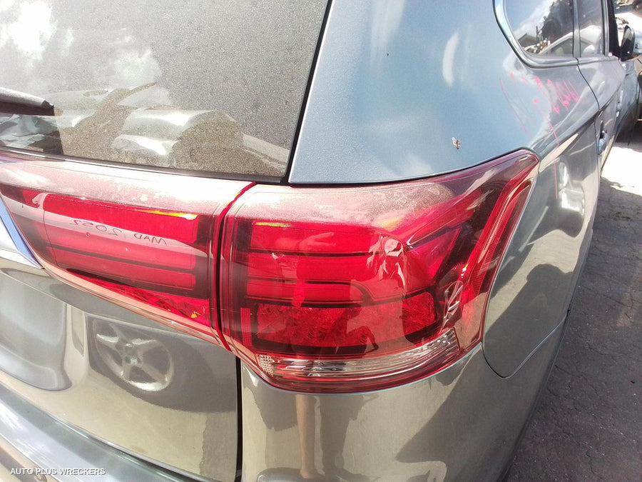 2017 Mitsubishi Outlander Tailgate Handle