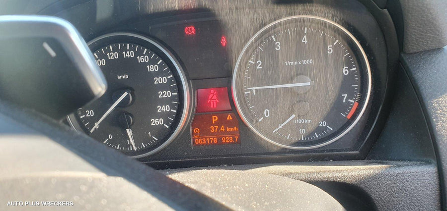 2015 Bmw X1 Left Rear Door Sliding