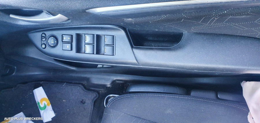 2016 Honda Jazz Right Front Door Window