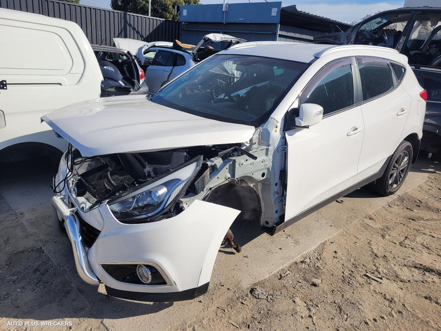 2014 Hyundai Ix35 Headrest