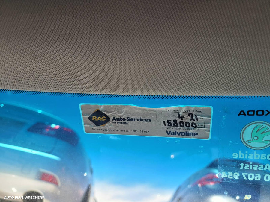 2012 Skoda Yeti Left Door Mirror