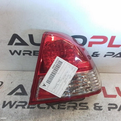 2003-2005 Honda Civic Right Taillight