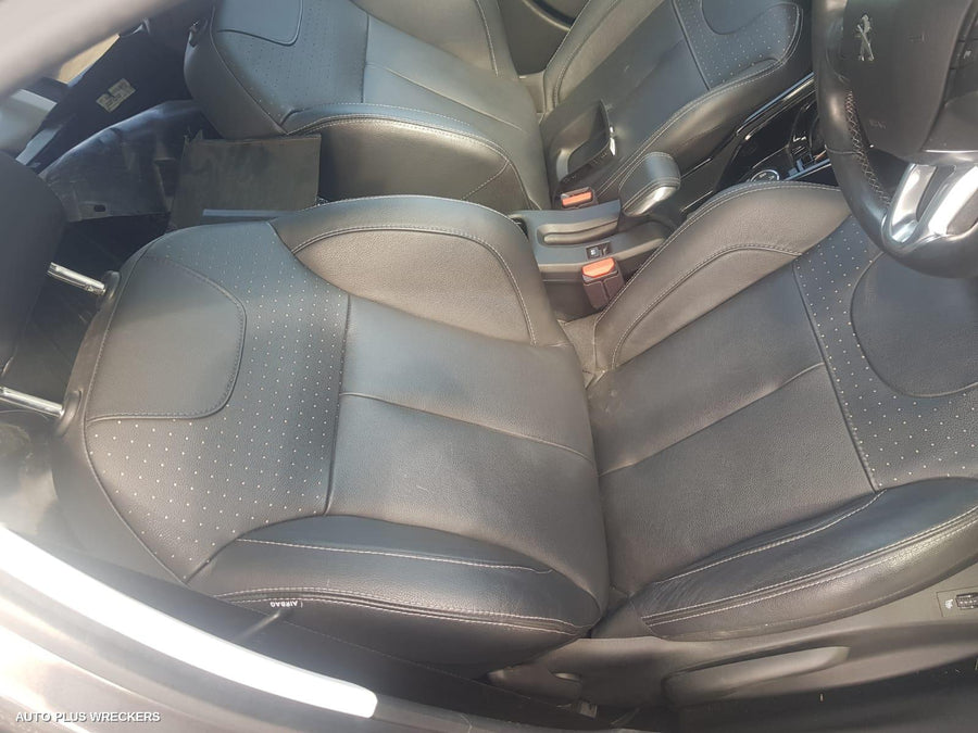 2017 Peugeot 2008 Left Taillight