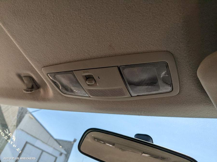 2014 MITSUBISHI OUTLANDER DOOR HANDLE