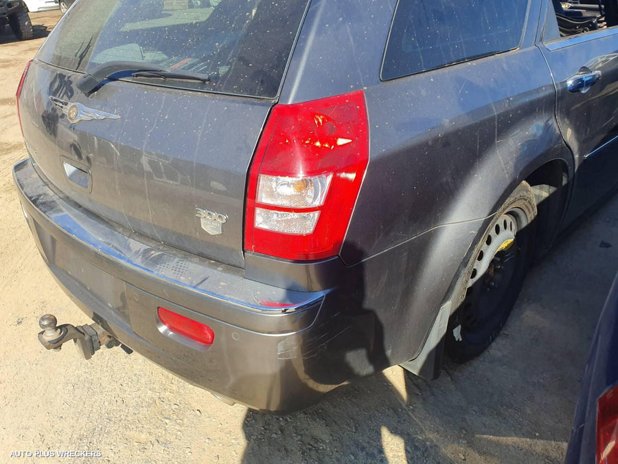 2006 Chrysler 300c Door Boot Gate Lock