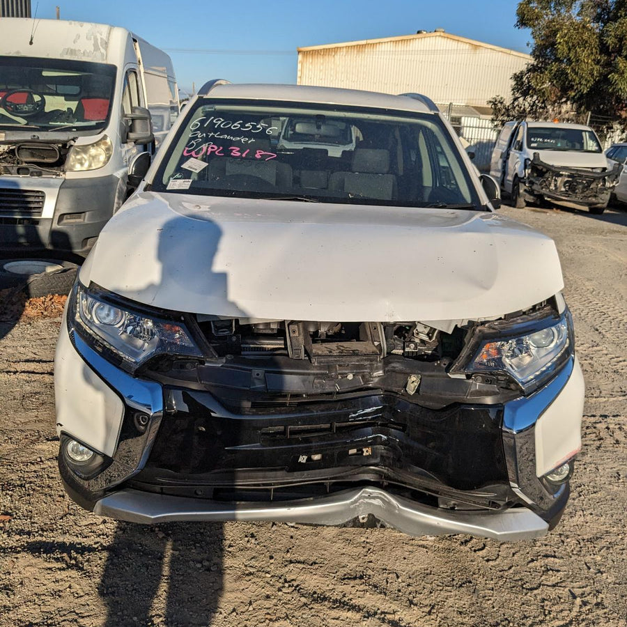 2015 Mitsubishi Outlander Right Front Door