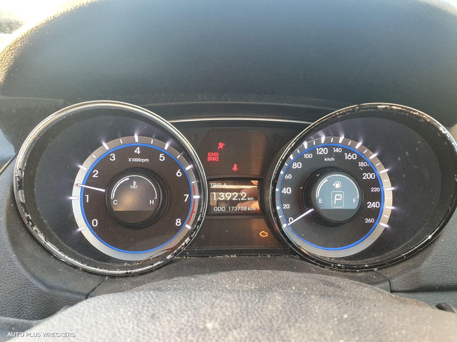 2011 Hyundai I45 Overflow Bottle