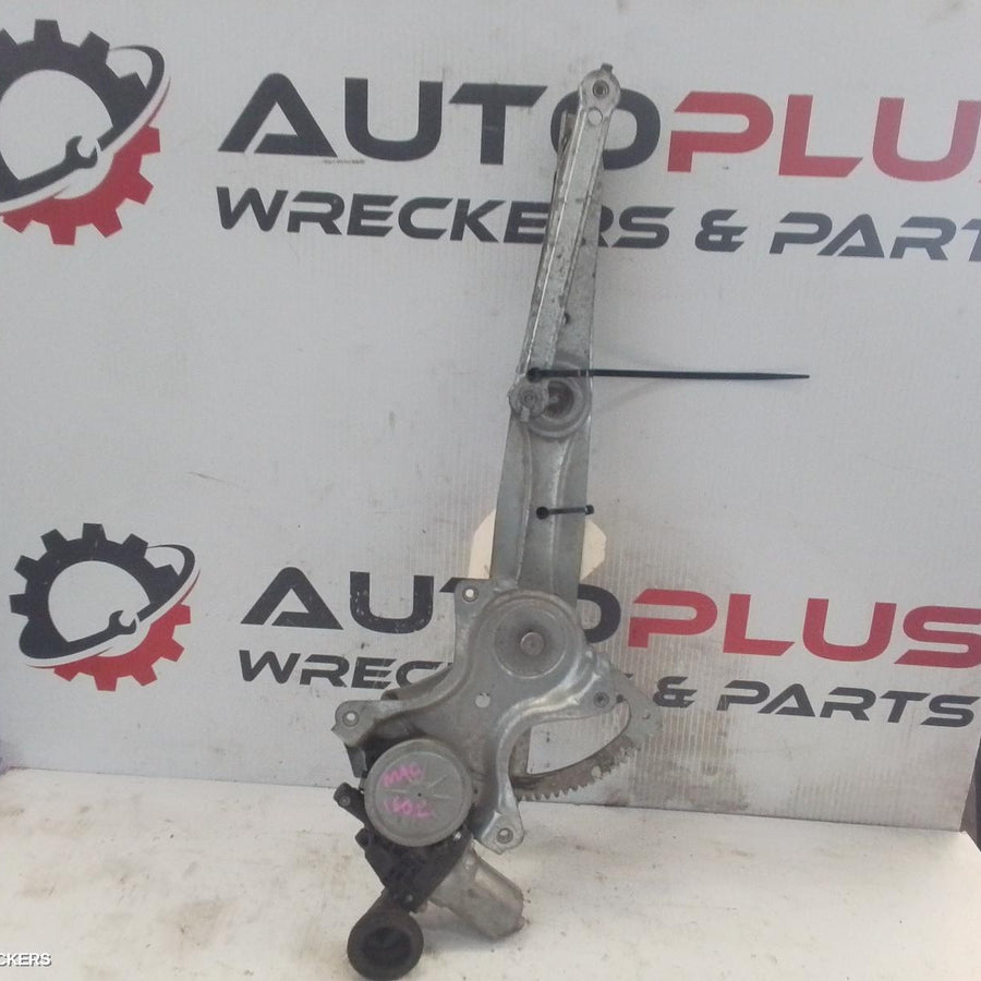 2007-2013 Toyota Corolla Left Front Window Reg Motor