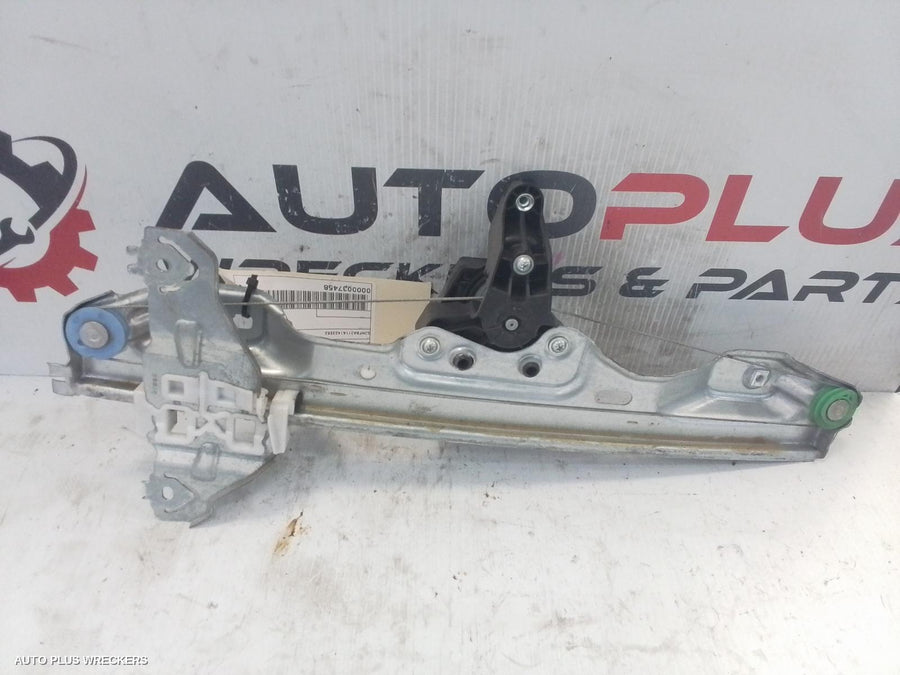 2013-2017 Nissan Qashqai Right Rear Wnd Reg Motor