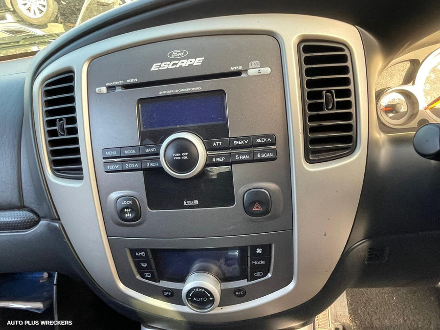 2007 Ford Escape Left Guard