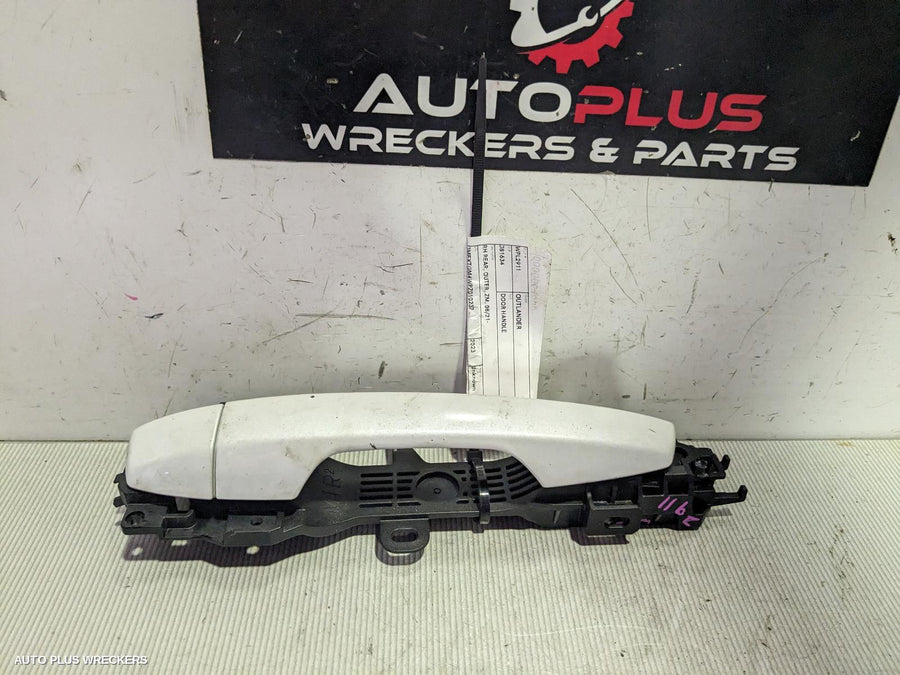 2021-2026 Mitsubishi Outlander Door Handle