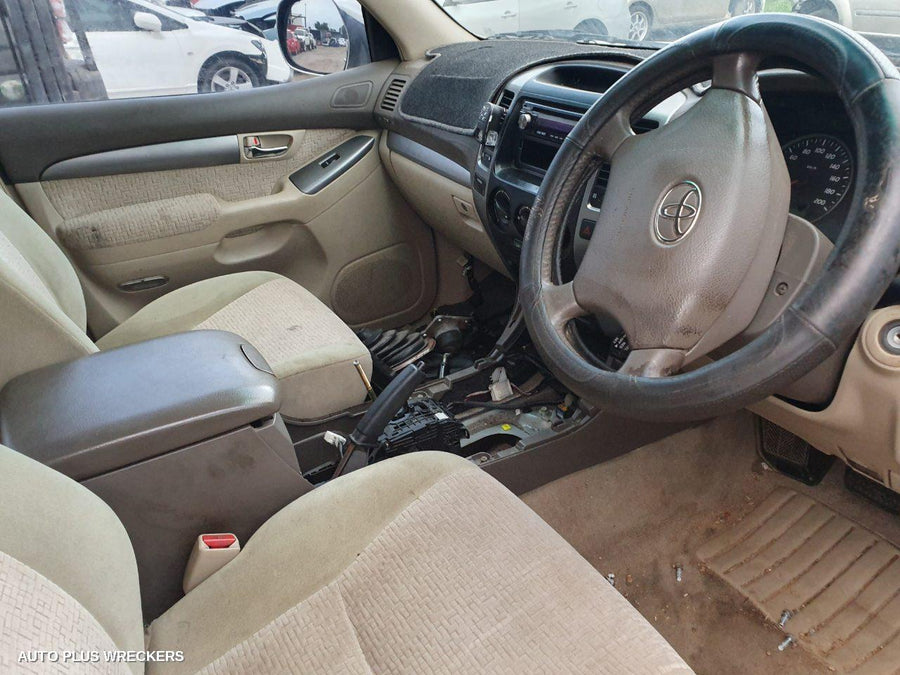 2003 Toyota Prado Right Rear Door Window