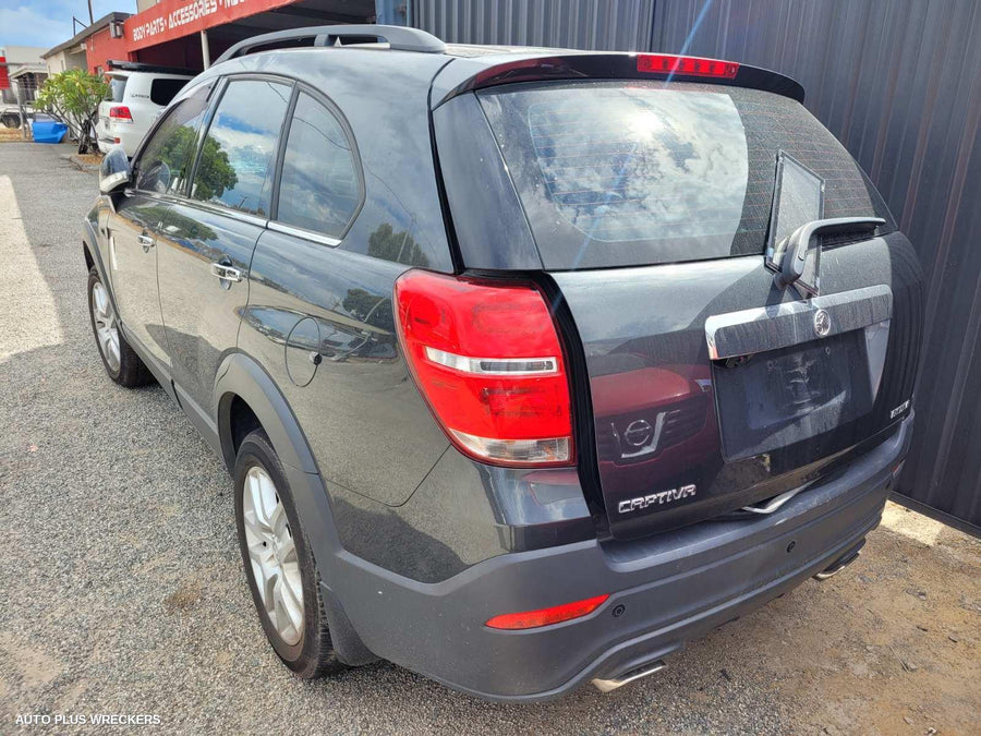 2017 Holden Captiva Parcel Shelf