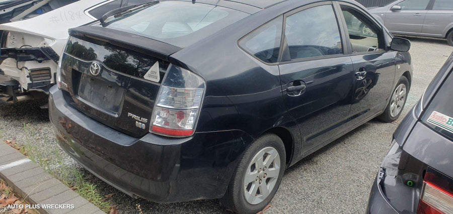 2004 Toyota Prius Left Headlamp