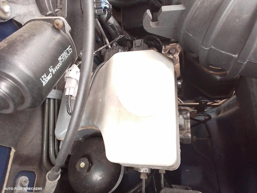 2001 Mitsubishi Pajero Right Headlamp