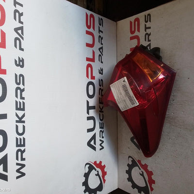 2012-2015 Toyota Corolla Left Taillight