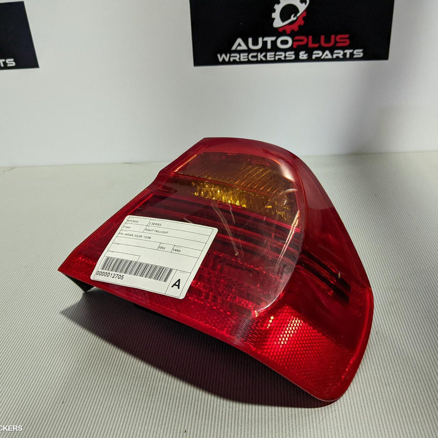 2006 Bmw 3 Series Right Taillight