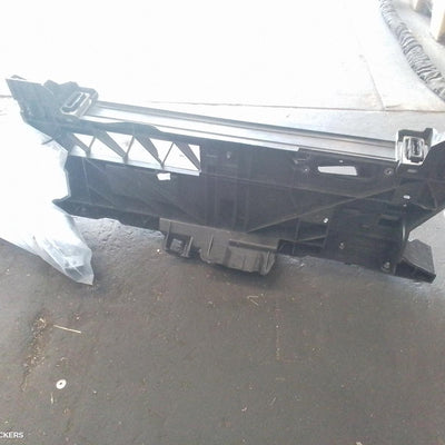 2019 Peugeot Expert Radiator Support