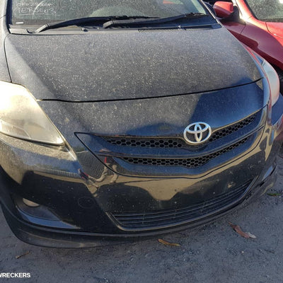 2006 Toyota Yaris Right Headlamp