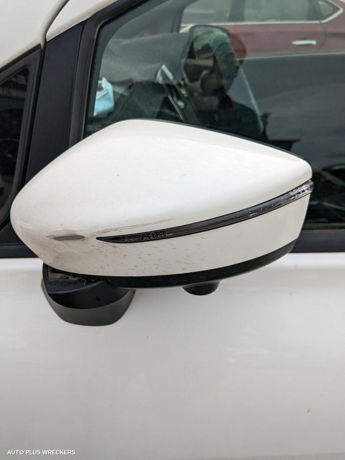 2017 Nissan Note Left Taillight