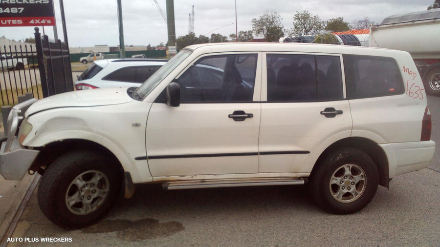 2000-2006 Mitsubishi Pajero Door Boot Gate Lock