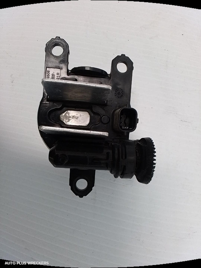 2021-2026 Mitsubishi Outlander Right Indicator Fog Side