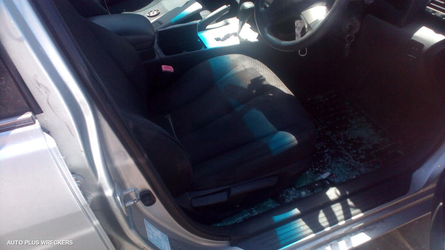 2007 Toyota Camry Door Boot Gate Lock