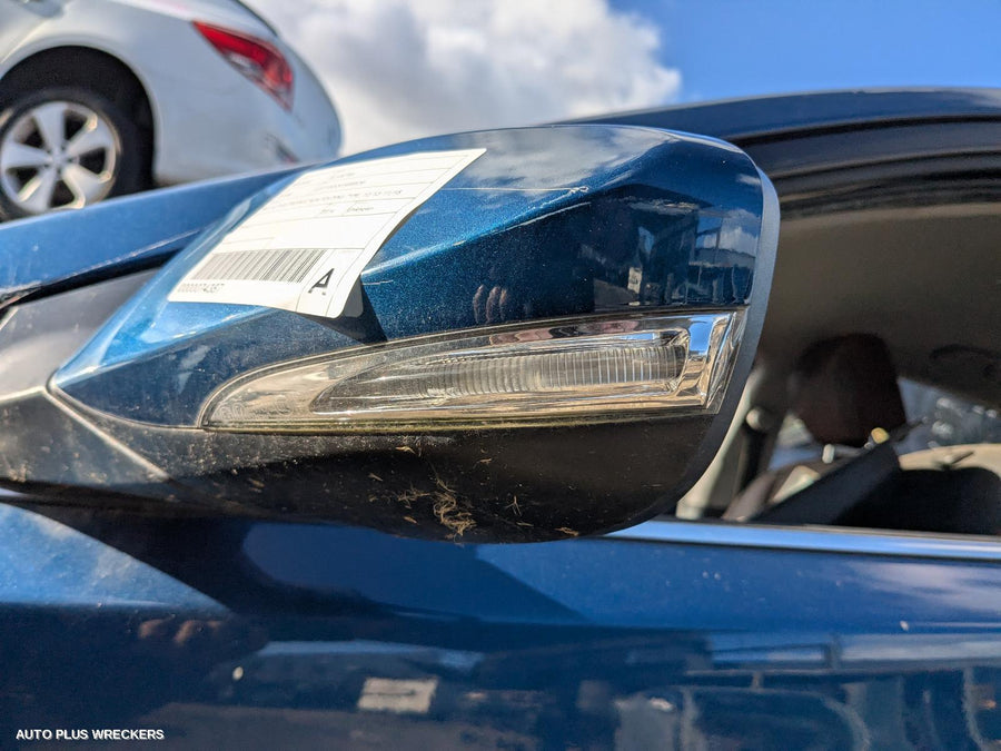 2014 Hyundai Elantra Left Door Mirror
