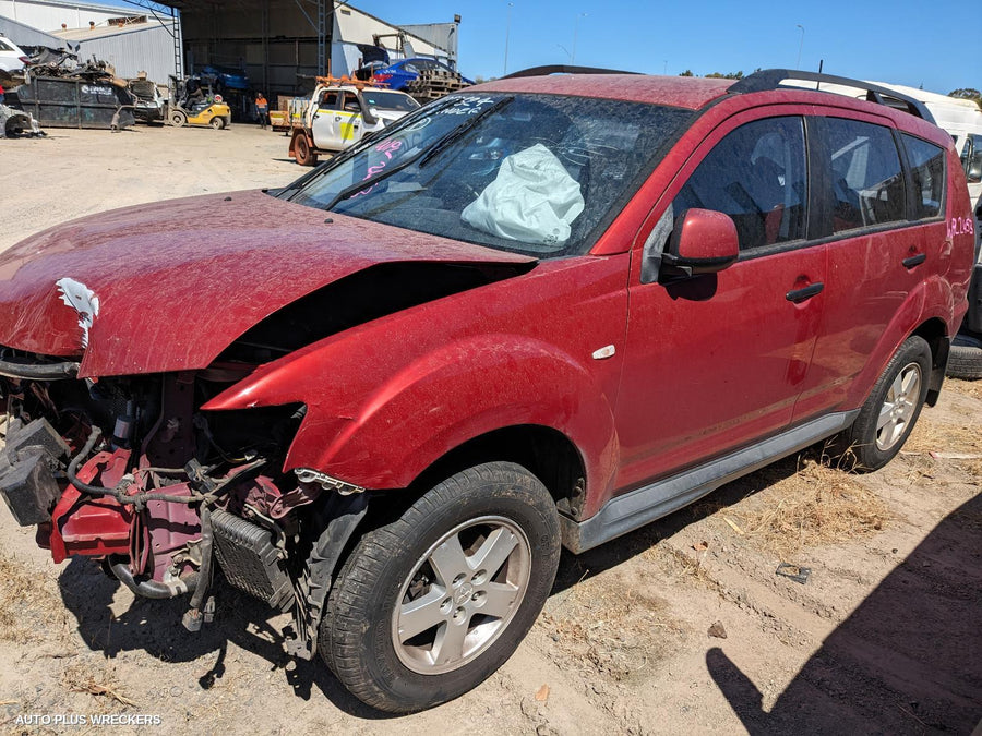 2009-2012 Mitsubishi Outlander Left Door Mirror