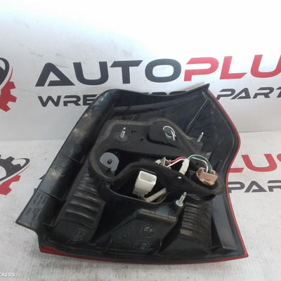 2001-2004 Toyota Corolla Left Taillight