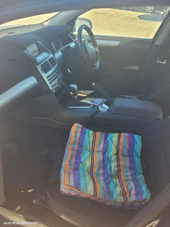 2009 Ford Falcon Radio Cd Dvd Sat Tv