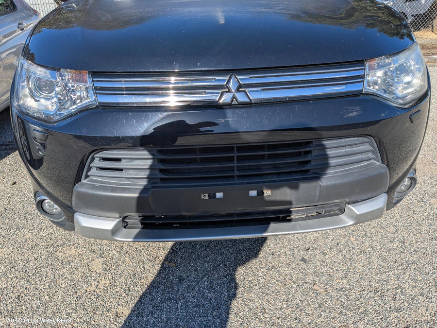 2014-2015 Mitsubishi Outlander Left Guard