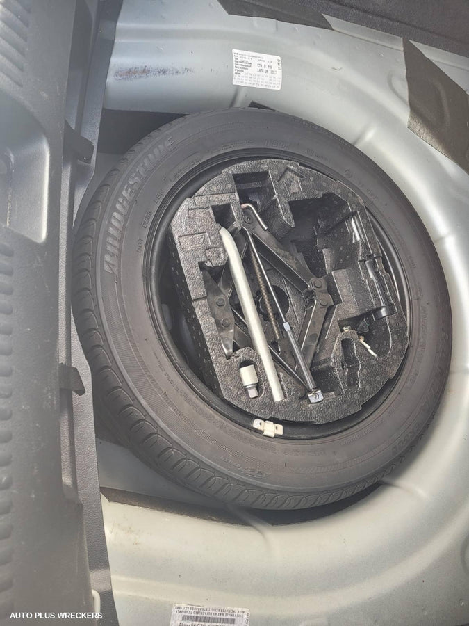 2013 Volkswagen Jetta Fan