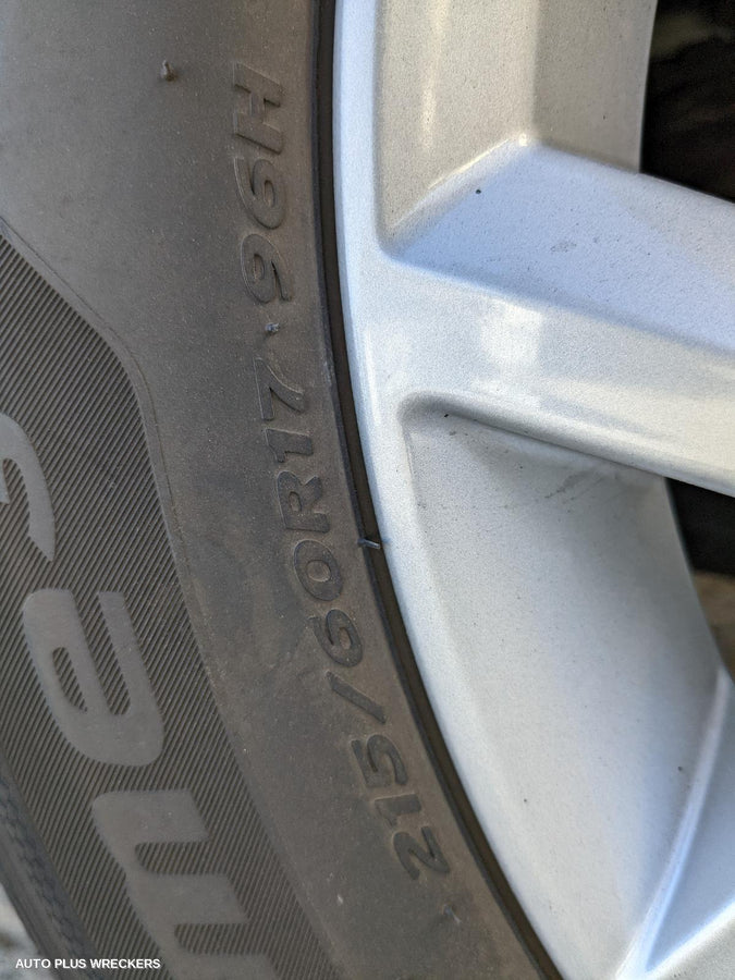 2022 Nissan Juke Left Guard