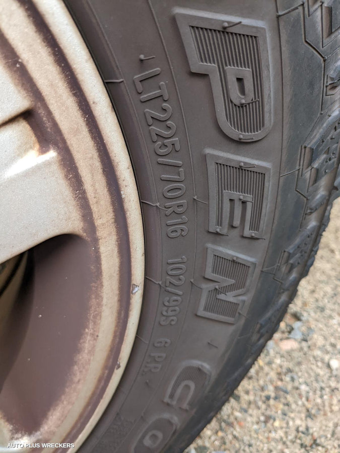 2008 Mitsubishi Outlander Right Front Door Window