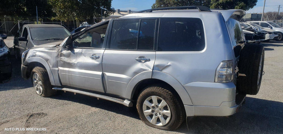 2012 Mitsubishi Pajero Heater Ac Controls