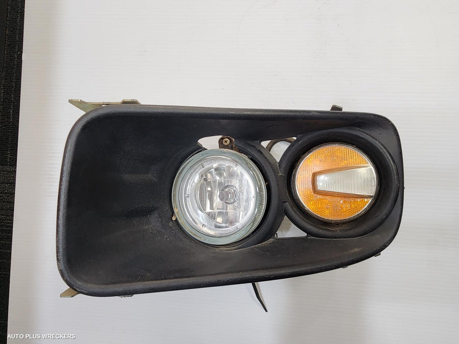 2012-2016 Isuzu Dmax Left Indicator Fog Side