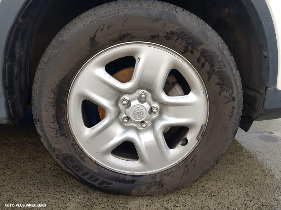 2013 Toyota Rav4 Left Taillight