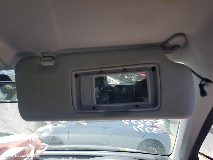 2009 HONDA CRV LEFT REAR DOOR WINDOW