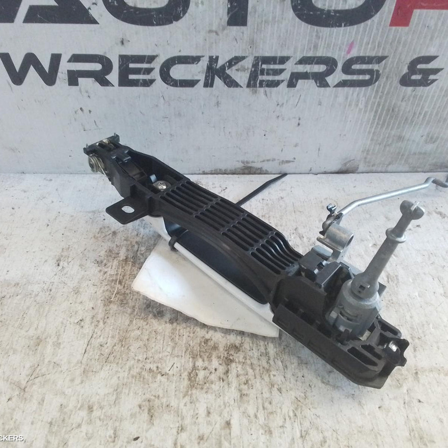 2012-2016 Mazda Cx5 Door Handle