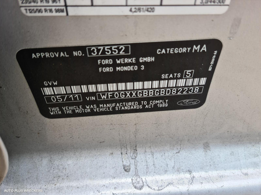 2011 FORD MONDEO RIGHT TAILLIGHT